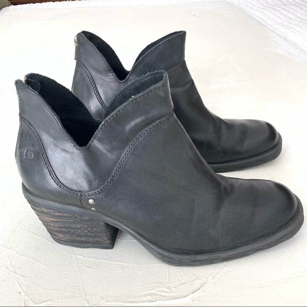 Born Ankle Leather Boots. Size 11